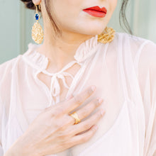 Load image into Gallery viewer, Aliena Earrings