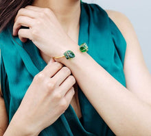 Load image into Gallery viewer, Honora Bangle
