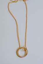 Load image into Gallery viewer, Trinity Necklace
